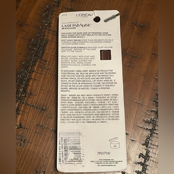 Blue Mascara - Picture 2 of 4